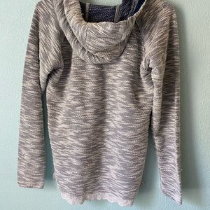 Hoodie that can be worn under a Jean jacket